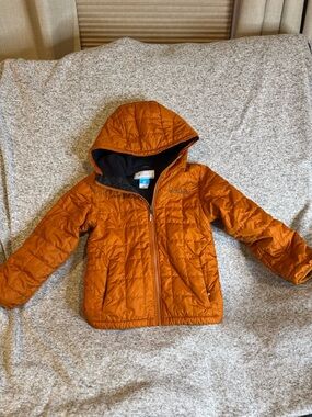 Kids Lightweight Hooded Puffer Jacket - Burnt Orange size 6-7